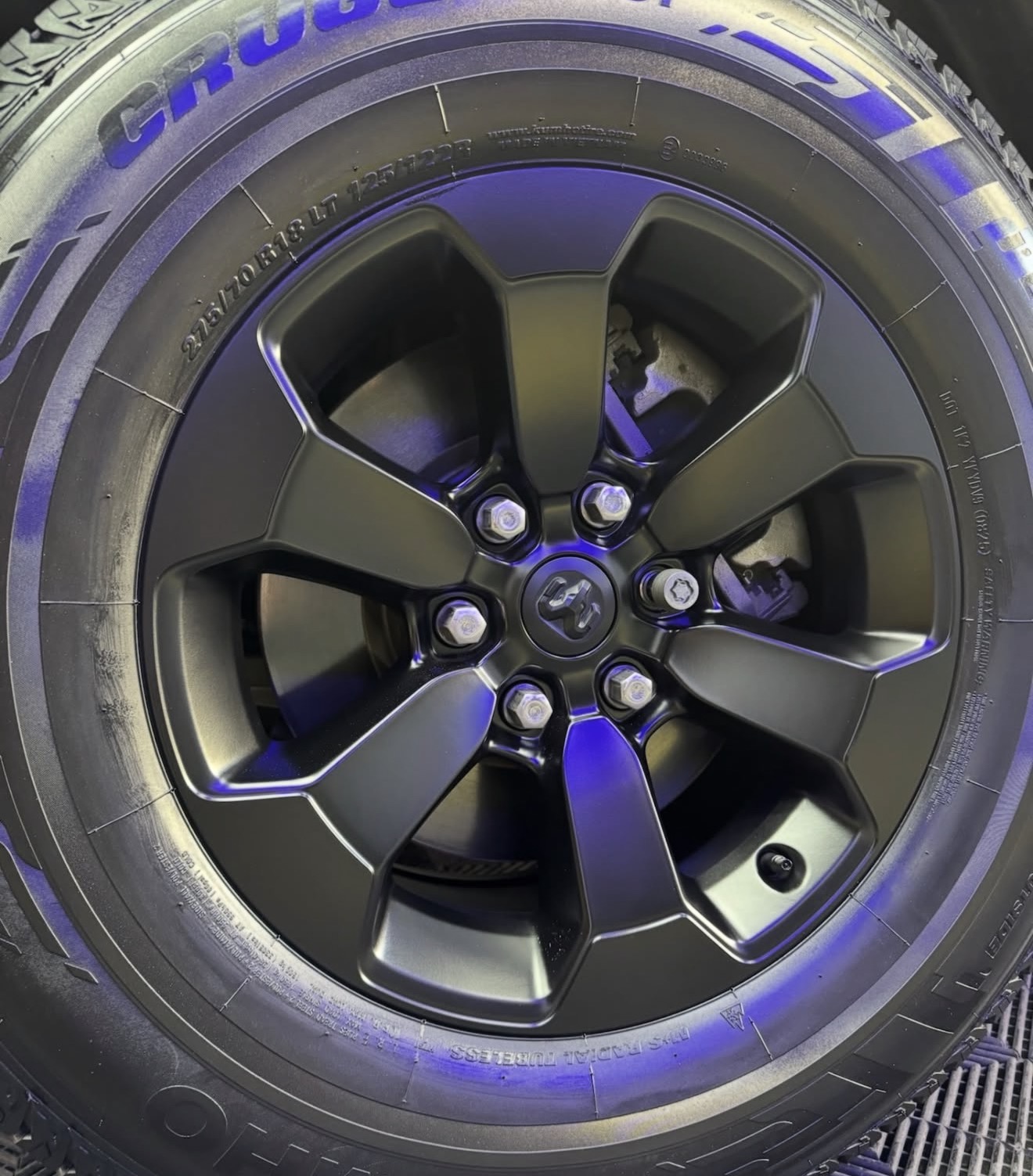 RAM 2026 — Blackout & Aros Satin Black 2