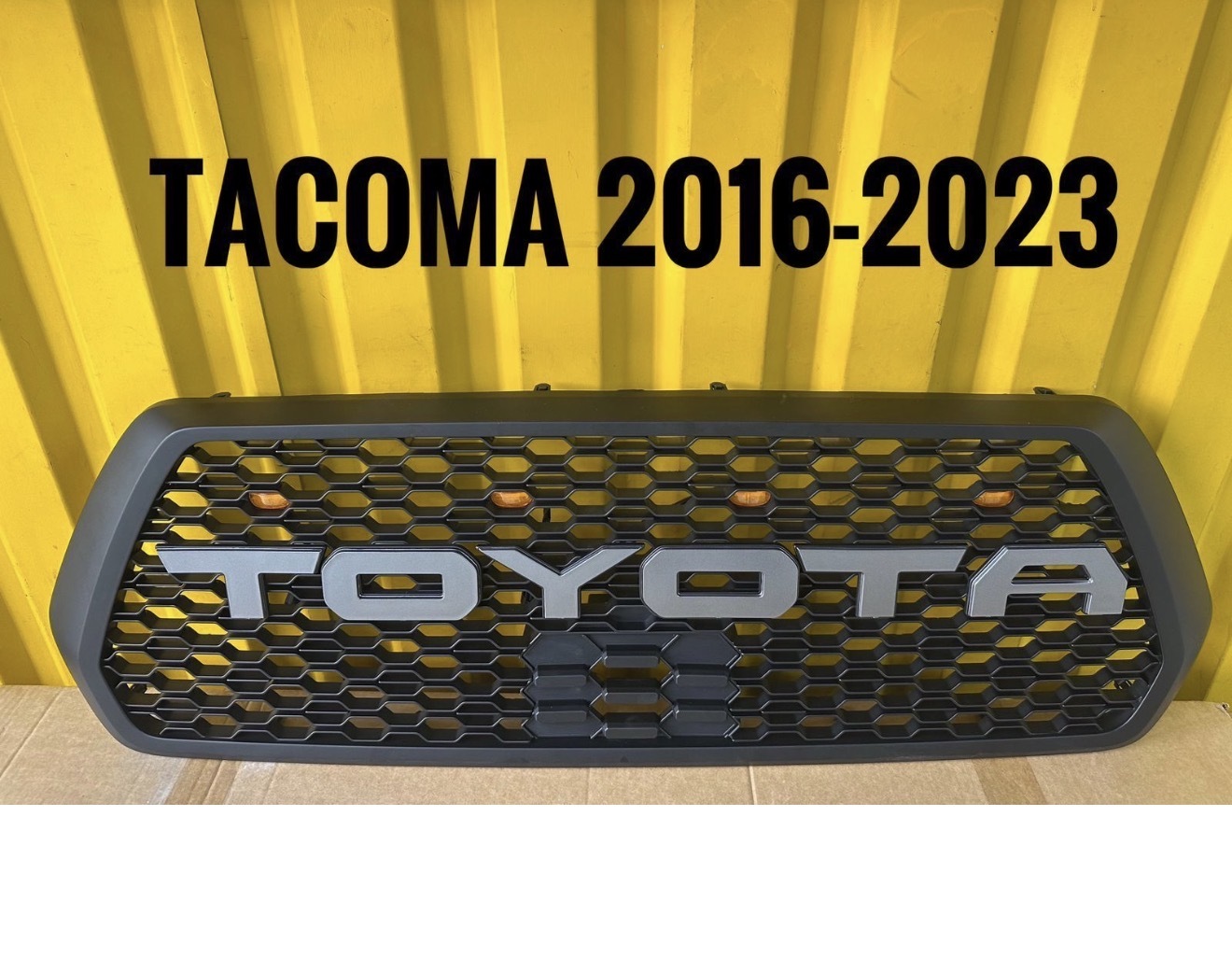 Parrilla Toyota Tacoma 2016-2023 — Estilo Logo TOYOTA