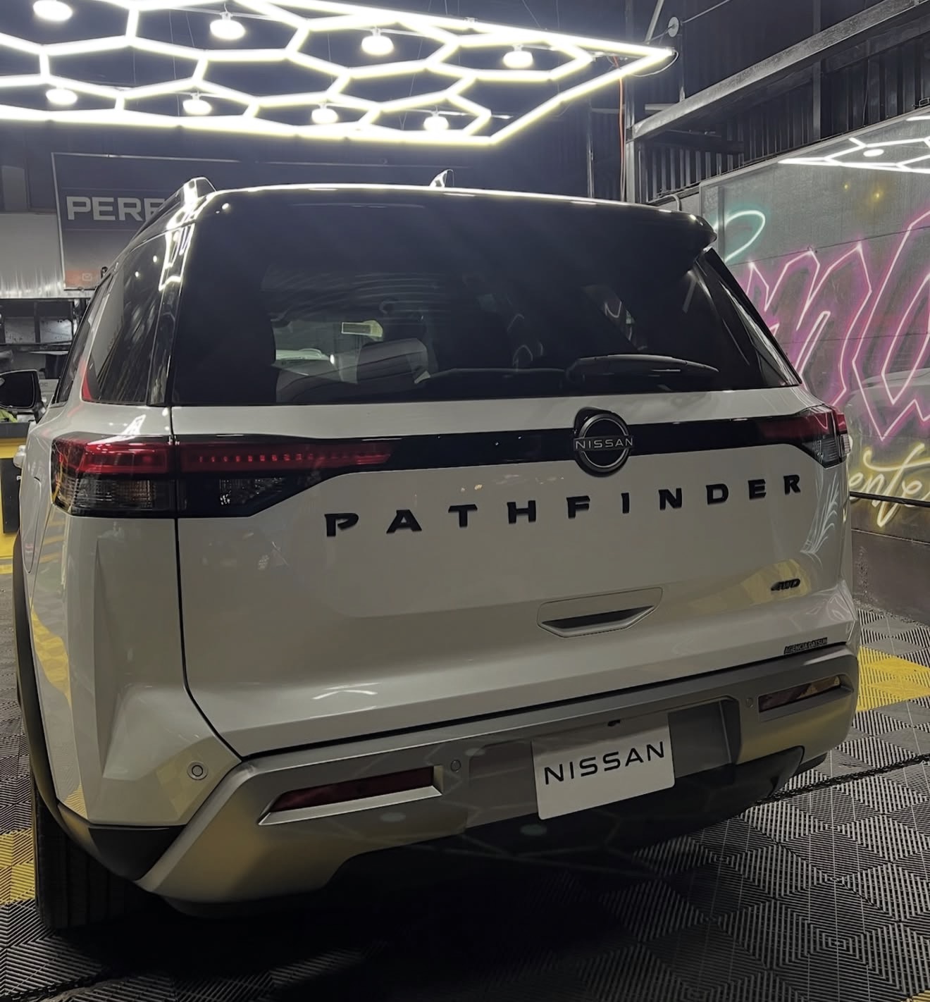 Nissan Pathfinder 2026 — Blackout Integral 3