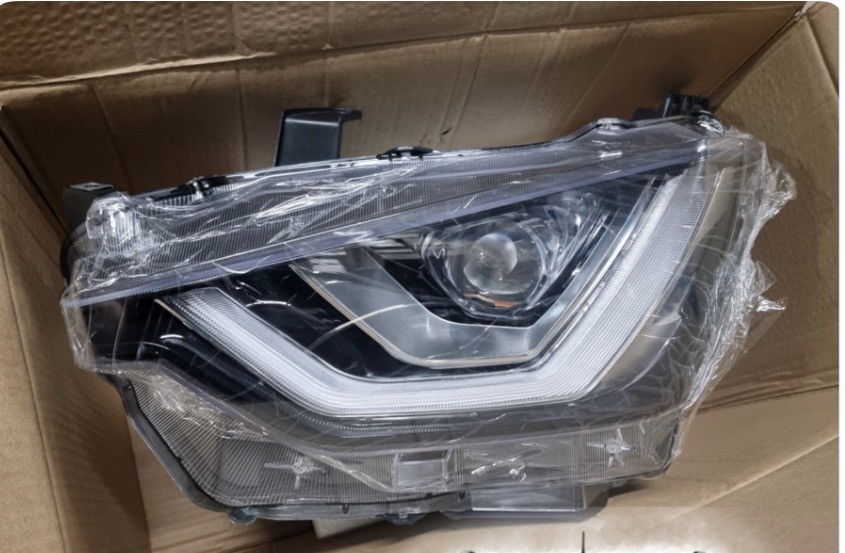 Focos Isuzu D-Max 2022-2024 — Full LED